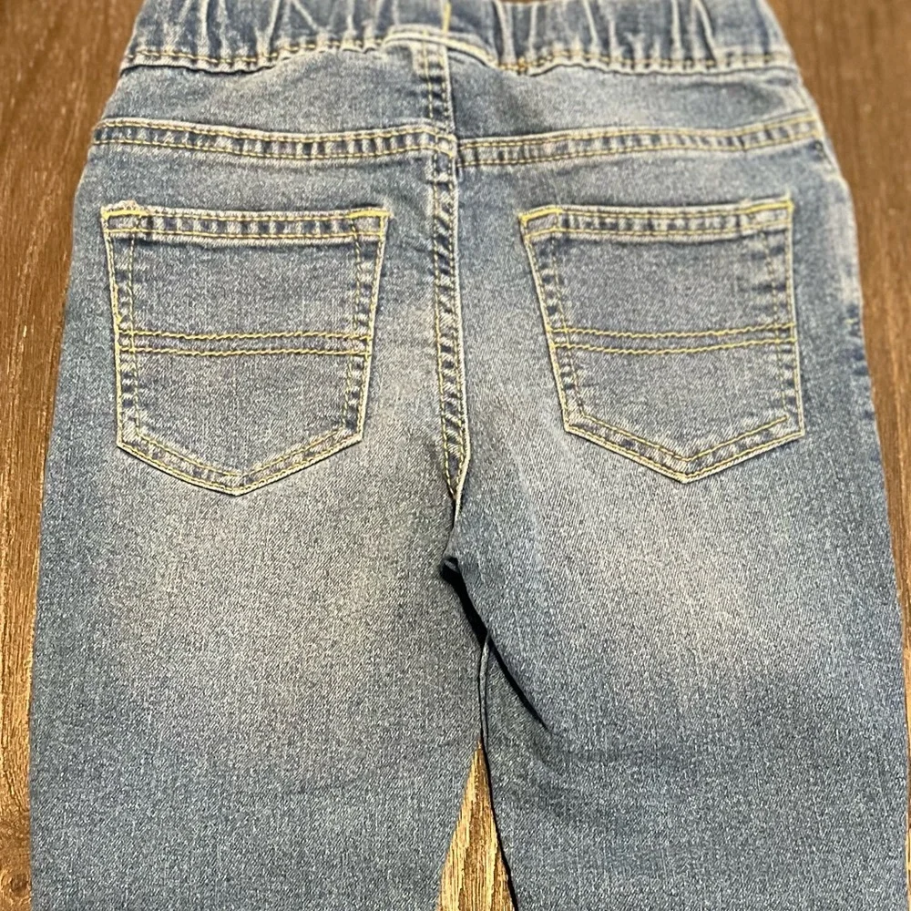 OshKosh B'gosh Kids Faded Blue Pull on Skinny Jeans 5/5A